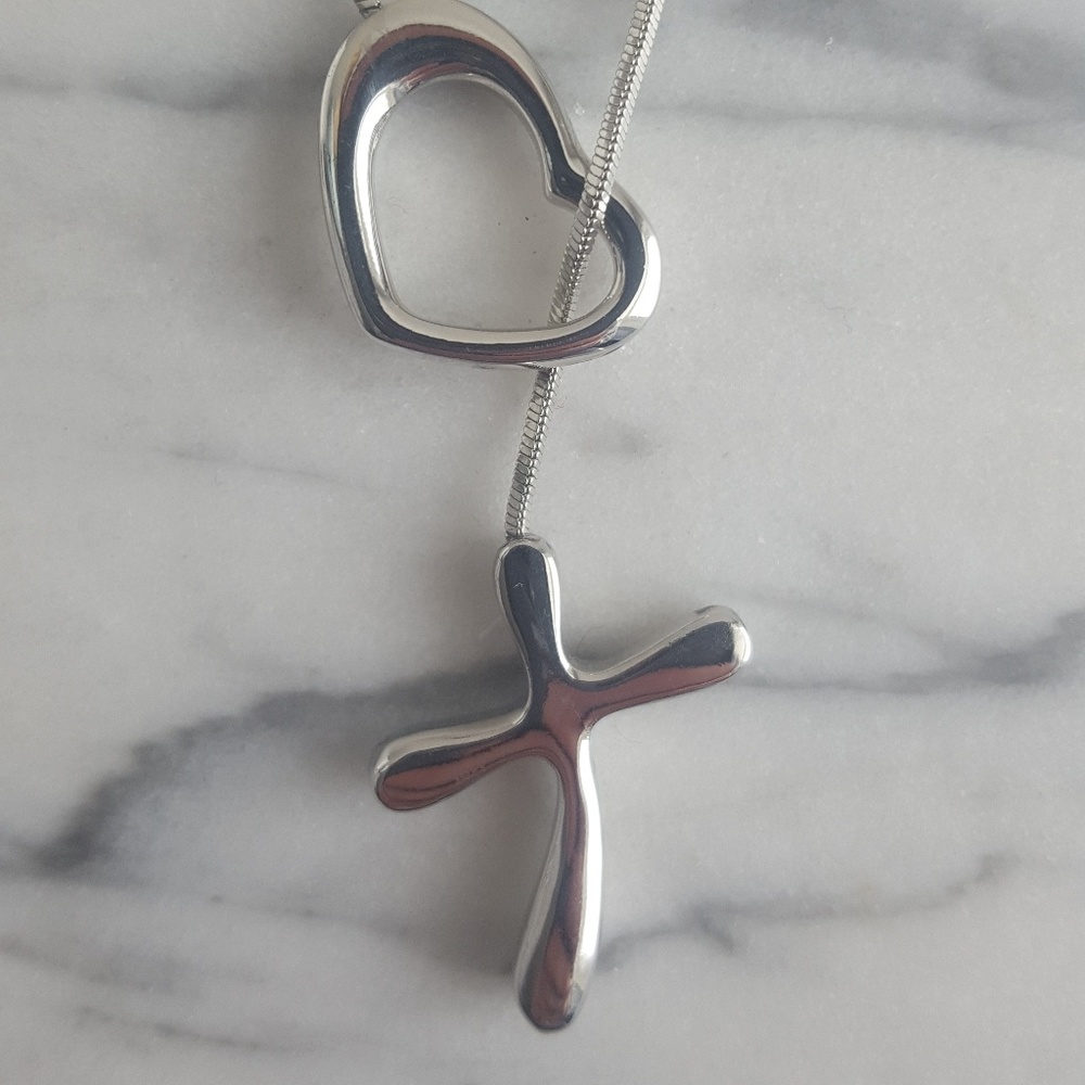 Premier Designs Necklace - Token of Love